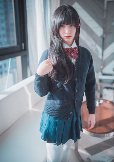 18禁夜深网站色多多_未删减完整版