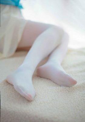 欧美娇小av_在线观看视频