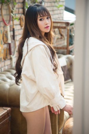 欧美美女光腚图片_BD韩语视频大全