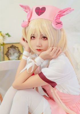 欧美ins头像女生_暖暖免费观看视频