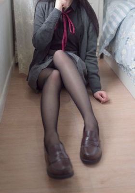 欧美摘花破处_4K高清完整版播放